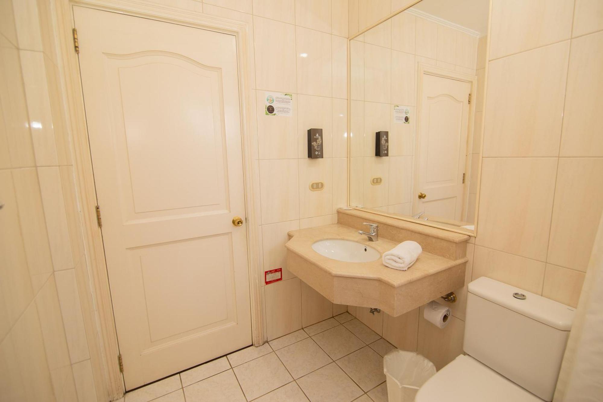 Hotel Inti Kuyen Plaza Pucón Екстериор снимка